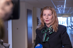 Dr hab. Beata Zatwarnicka-Madura, prof. PR