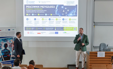 Studia podyplomowe jako element rozwoju kompetencji – wyniki badań przedstawione na konferencji