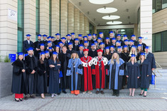 Absolwenci z przedstawicielami władz PRz i WZ