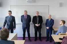 egzaminy końcowe słuchaczy IX edycji Podyplomowych studiów menedżerskich, a także XXI edycji studiów podyplomowych Zarządzanie bezpieczeństwem i higieną pracy.