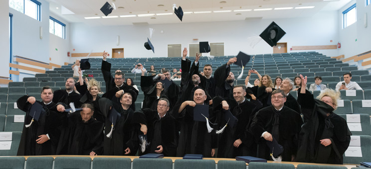 Zakończenie 1. edycji podyplomowych studiów Executive Master of Business Administration (EMBA)