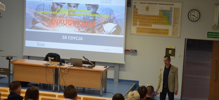 Inauguracja 38. edycji studiów Zarządzanie bezpieczeństwem i higieną pracy
