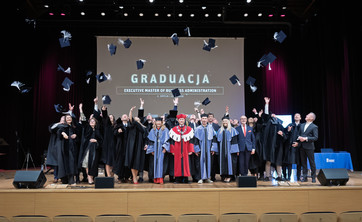 Graduacja uczestników 2. edycji studiów Executive MBA